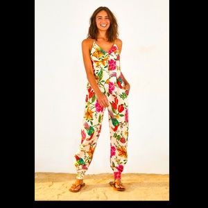 FARM RIO X ANTHROPOLOGIE FLORAL JUMPSUIT TOUCANS GARDEN HALTER